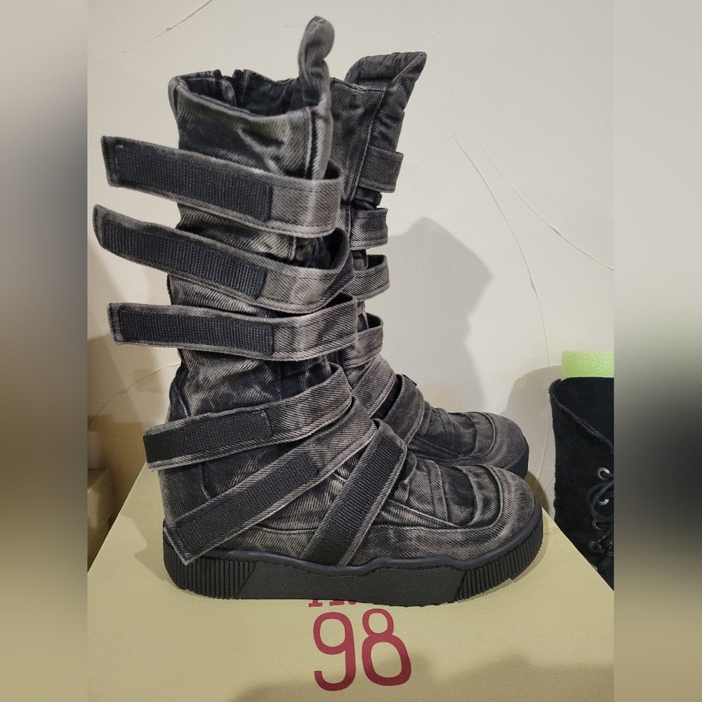New DEMOBAZA Moon Rovers Mid Calf Boots 37